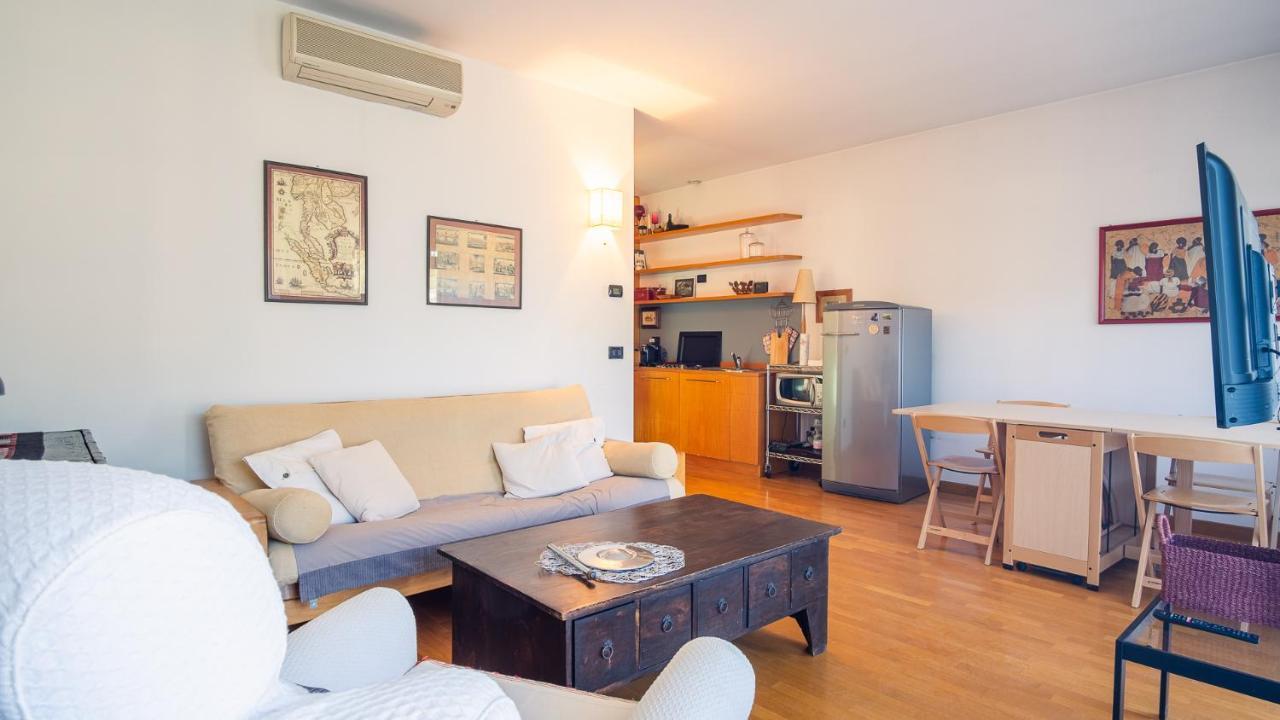The Zodiac Apartment - Italian Homing Sirmione Exterior photo
